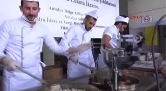 Antalya Şehit Savcı Için Lokma Dağıtıldı