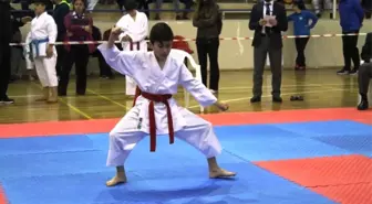 Ayvalık'ta Türkiye Karate Grup Şampiyonası Heyecanı Başladı