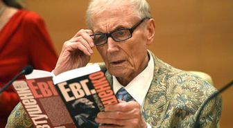 Ünlü Rus Şair Yevgeny Yevtushenko 84 Yaşında Hayatını Kaybetti