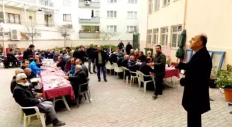 AK Parti Mudanya İlçe Başkanı Ünal Esnaf ve Vatandaşla Bir Araya Geldi