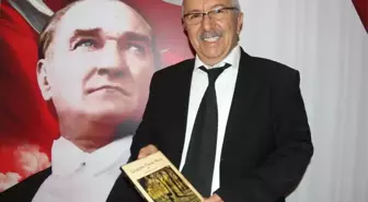 Şair İbrahim Coşar, 3. Şiir Kitabını Tanıttı