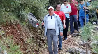 Vali, Kaymakam ve Belediye Başkanı 7 Kilometrelik Leleg Yolunu Yürüyerek Geçti