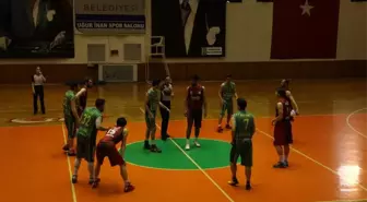 Üniversitelerarası Basketbol 1. Lig Karşılaşmaları Kuşadası'nda Başladı