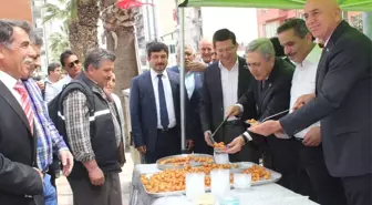 Denizli'de MHP Lideri Alparslan Türkeş İçin Lokma Döküldü