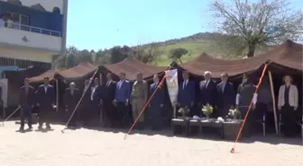 Koyun ve Keçiler, Melodiler Eşliğinde Meralara Salındı