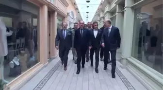 Müezzinoğlu, Gürsu'da Tekstil Fabrikasını Gezdi