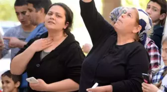 Barışma Teklifi Reddedilince İntihara Yeltenen Genç Aşığı Vatandaşlar Önledi