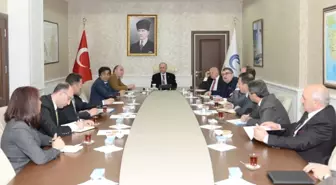 Türkiye-İran Ekonomik ve Kültürel İlişkilerinde Erzurum'un Rolü Masaya Yatırıldı