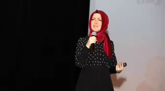 Yazar Hatice Kübra Tongar: 'Çocuk Eğitirken Niyetinize Dikkat Edin'