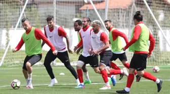 Antalyaspor'da Neşeli Antrenman