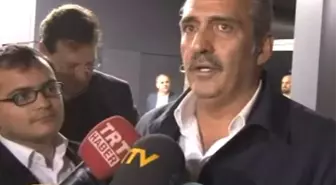 Başbakan Sanatçılarla Sorunlarını ve Referandumu Konuştu