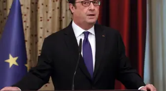 Hollande'dan Suriye Rejimine Ceza Talebi