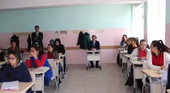 Sulakyurt Kaymakamı Vural, Okulları Ziyaret Etti