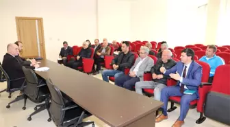 Körfez'de Amatör Spor Kulüpleri Temsilcileri Bir Araya Geldi