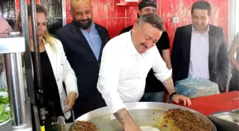 Tantunici Vekil Hacı Özkan Tantuni Yaptı