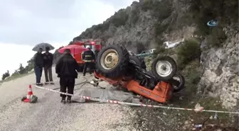 Antalya'da Traktör Kazası: 1 Ölü, 4 Yaralı