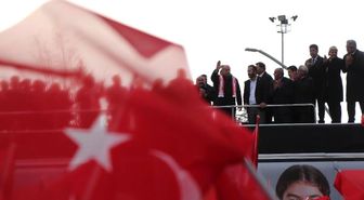 CHP'li İnce: 'Hayır' Çıkarsa Çift Bayrak mı Olacak?