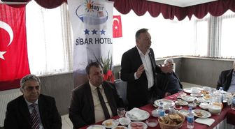 Hakkari CHP Milletvekilleri Hakkari'de Stk Temsilcileri ve Muhtarlarla Biraraya Geldi
