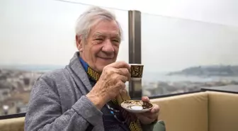 Ian Mckellen'a Sıcak Karşılama