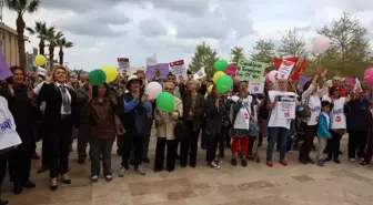 Urla'daki Demokrasi Şenliğine Yoğun Katılım