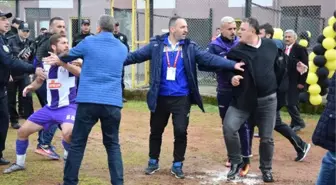 Amatör Lig Maçında Kulüp Başkanı Futbolcuyu Tokatladı