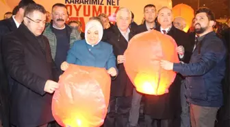 Bakan Özlü Dilek Feneri Uçurdu