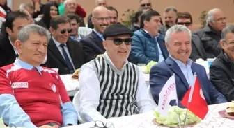 Başkan Altınok Öz, Şehit Fethi Sekin Futbol Turnuvasına Katıldı