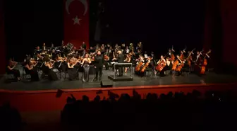 Eskişehirliler, TED Senfoni Orkestrası'yla müziğe doydu