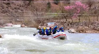 Kayseri Yahyalı'da Rafting Rüzgarı