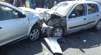 Elazığ'da Trafik Kazası: 8 Yaralı