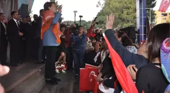 Akşener: Biz Bu Anayasayı Anlatalım Derken 'Anayasa Profesörü' Olduk