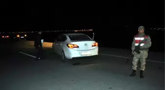 Batman'da Otomobile Pompalı Tüfekli Saldırı: 1 Ölü, 1 Yaralı