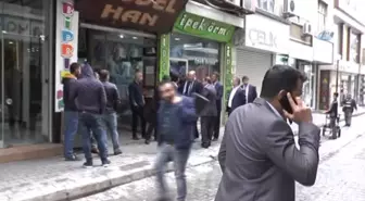 Milletvekili Koçer'den Gaziler Caddesi Esnafına Ziyaret