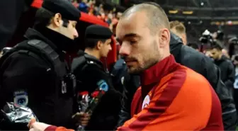 Sneijder Ayrılık İddialarına Cevap Verdi!