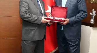 Kaymakam Arslan, Başkan Karaosmanoğlu'na Veda Etti