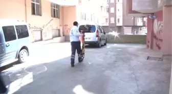 Bacağı Kırılan Şahıs Oy Kullanmaya Ambulansla Geldi