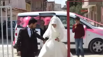 Manisa Gelin ve Damat Önce Sandığa Koştu