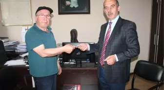 Atm'de Bulduğu Parayı Sahibine Teslim Etti