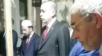 Erdoğan, Fatih Sultan Mehmet'in Kabrinde Kur'an Okudu