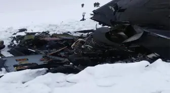 Helikopterin Enkazına Ulaşıldı: 12 Şehit