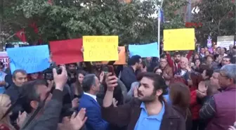 Manisa CHP'li Gençler Pazar Gününe Kadar Her Akşam Eylem Yapacak