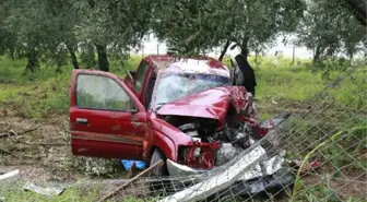 Orhangazi'de Pikapla Tır Çarpıştı: 2 Ölü, 4 Yaralı