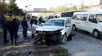 Piyalepaşa Bulvarı'nda Trafik Kazası : 3 Yaralı