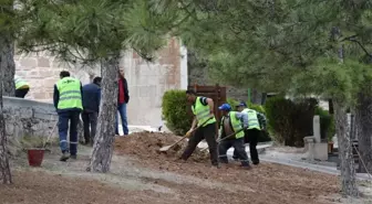 Seyitgazi Belediye'sinden Seyyid Battal Gazi Külliyesi Etrafında Çevre Düzenleme Çalışmaları