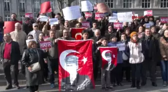 Köln'de Referandum Protestosu