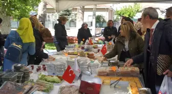 Polis Eşlerinden Yardım Kermesi