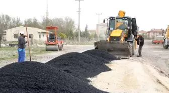 Aksaray'da Sıcak Asfalt Çalışmaları Sürüyor