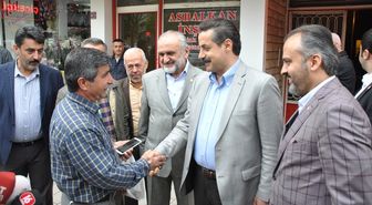 Bakan Çelik'den Arkadaşına Taziye Ziyareti