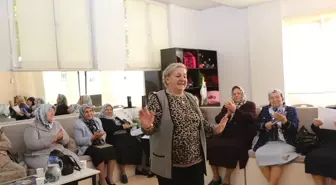 Yaşlılar Bu Merkezde Daha 'Aktif'