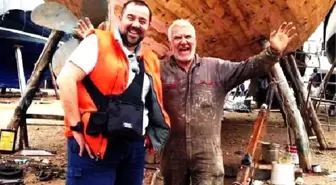 Ata Demirer'den Son Süngerci Aksona Mehmet'e Destek